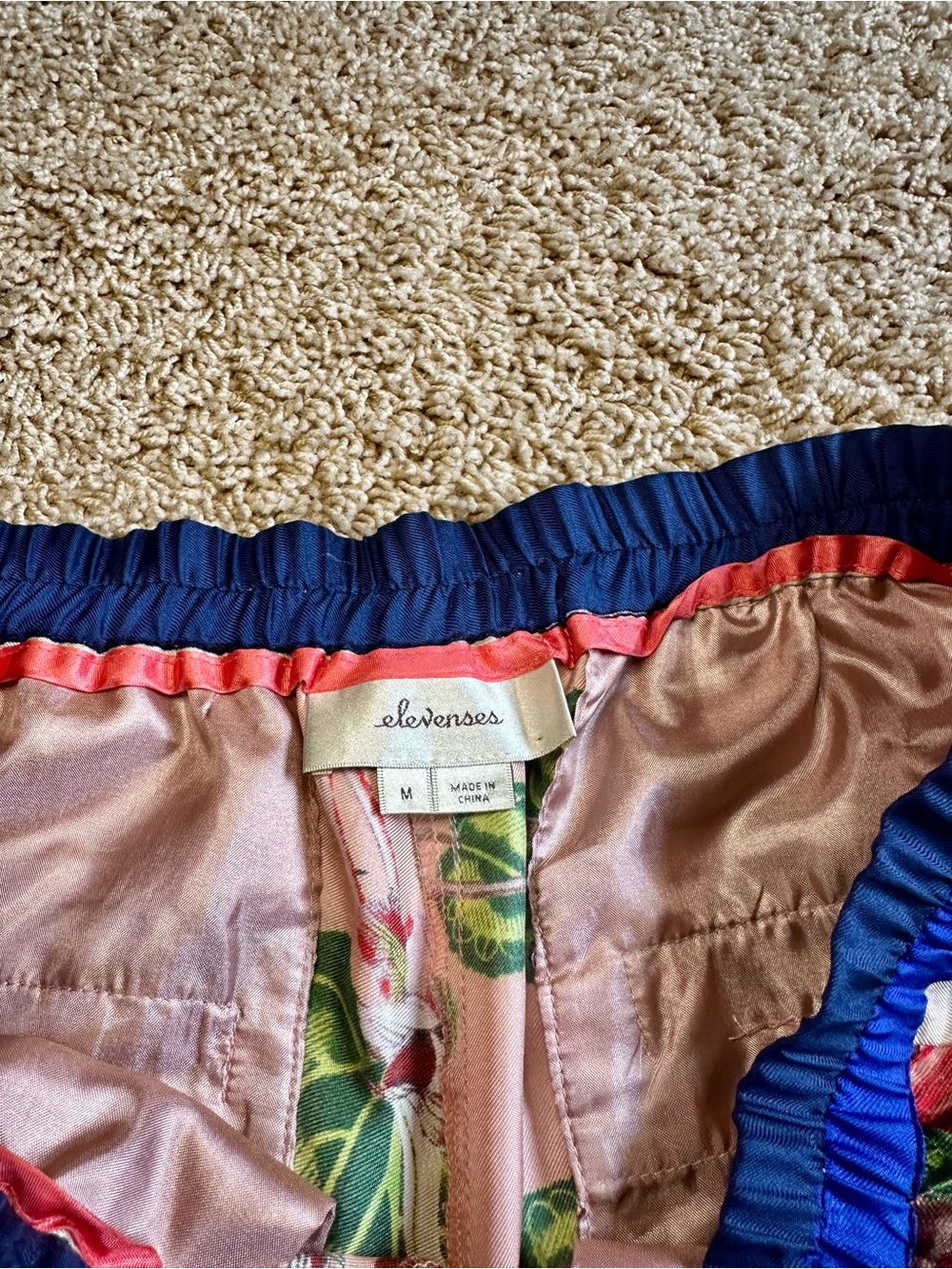 Floral Wide-Leg Casual Pants in Pink and Blue - Picture 3 of 7